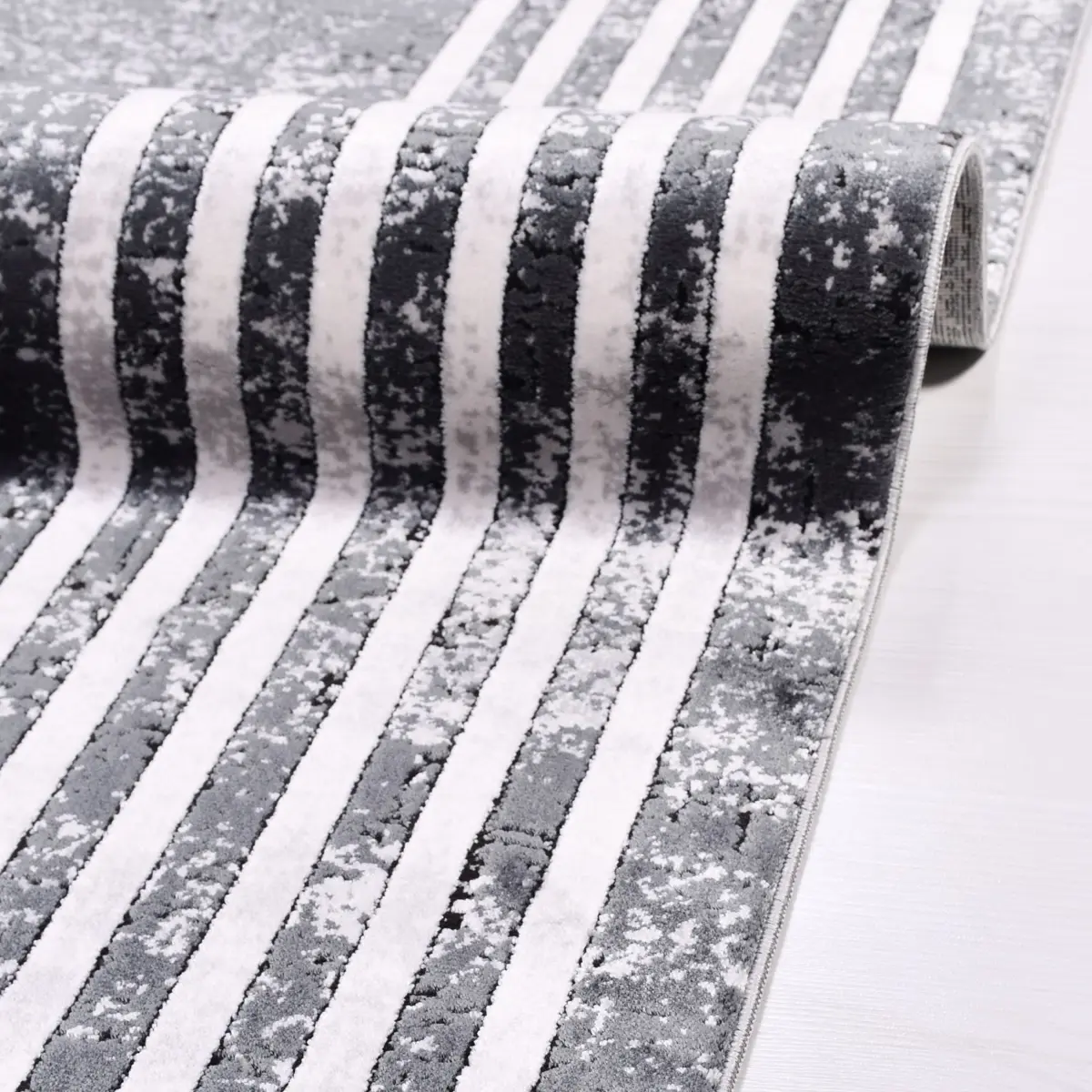 Nibe Çerçeveli Antrasit Triko Akrilik Pamuk atkılı Makine Halısı - Görsel 5