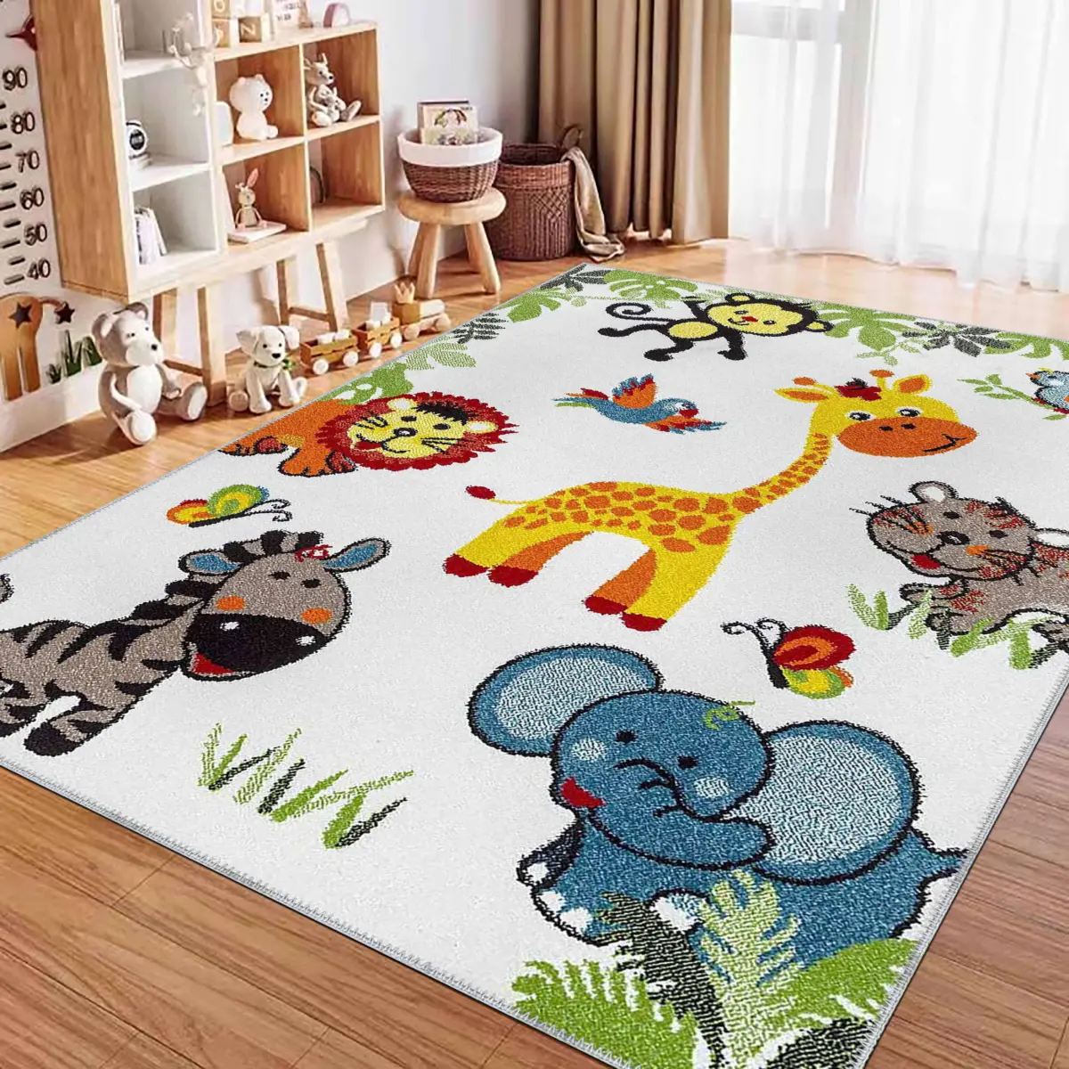 Abajo Sevimli Dostlar Desenli Beyaz Polyester ve Pamuklu Kaydırmaz Tabanlı Yıkanabilir Dijital Baskı Çcok Odası Halısı - Görsel 2