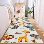 Abajo Sevimli Dostlar Desenli Beyaz Polyester ve Pamuklu Kaydırmaz Tabanlı Yıkanabilir Dijital Baskı Çcok Odası Halısı - Görsel 5