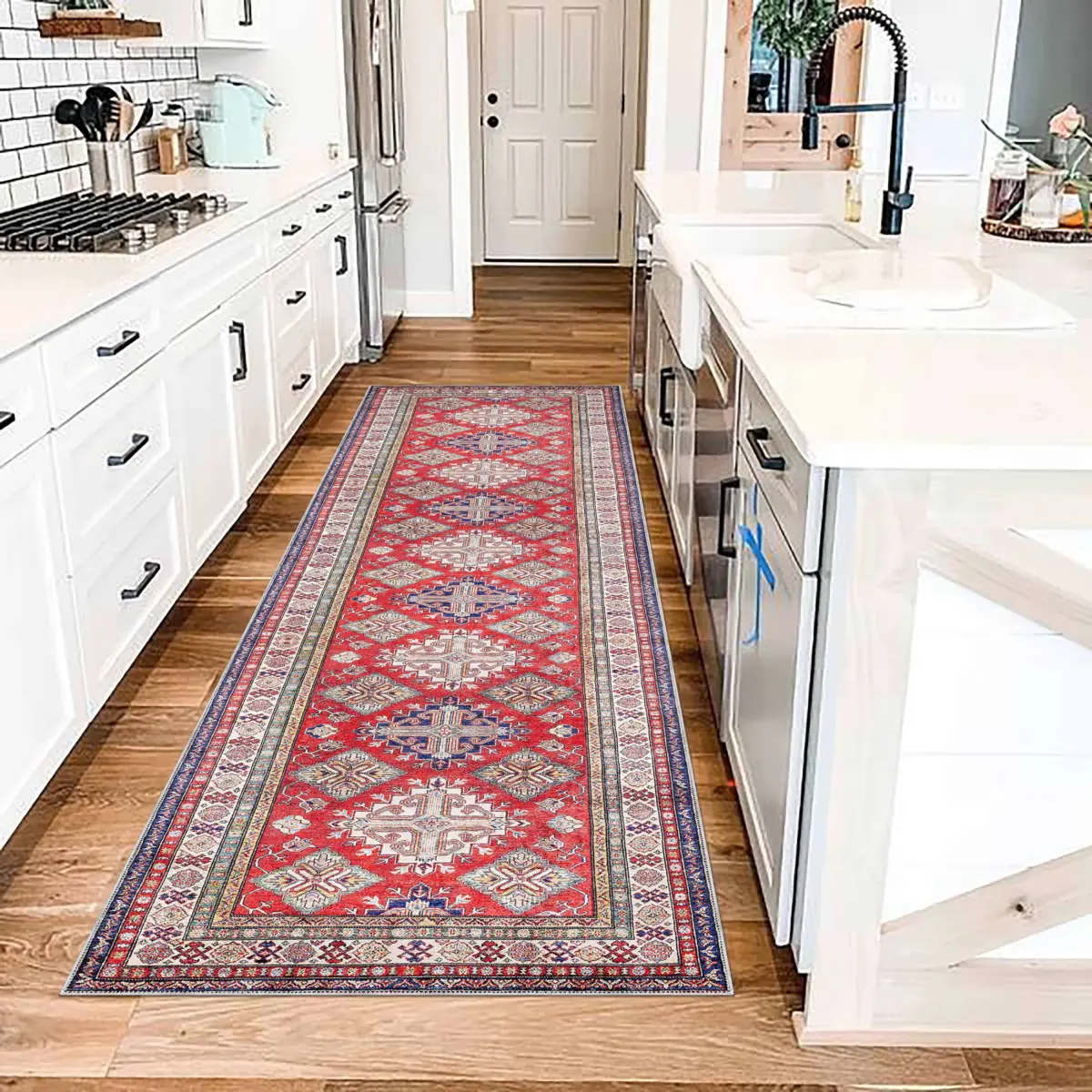 Sunne Çerçeveli Kırmızı Polyester ve Pamuklu Kaydırmaz Taban Yıkanabilir Dijital Baskı Halısı - Görsel 5