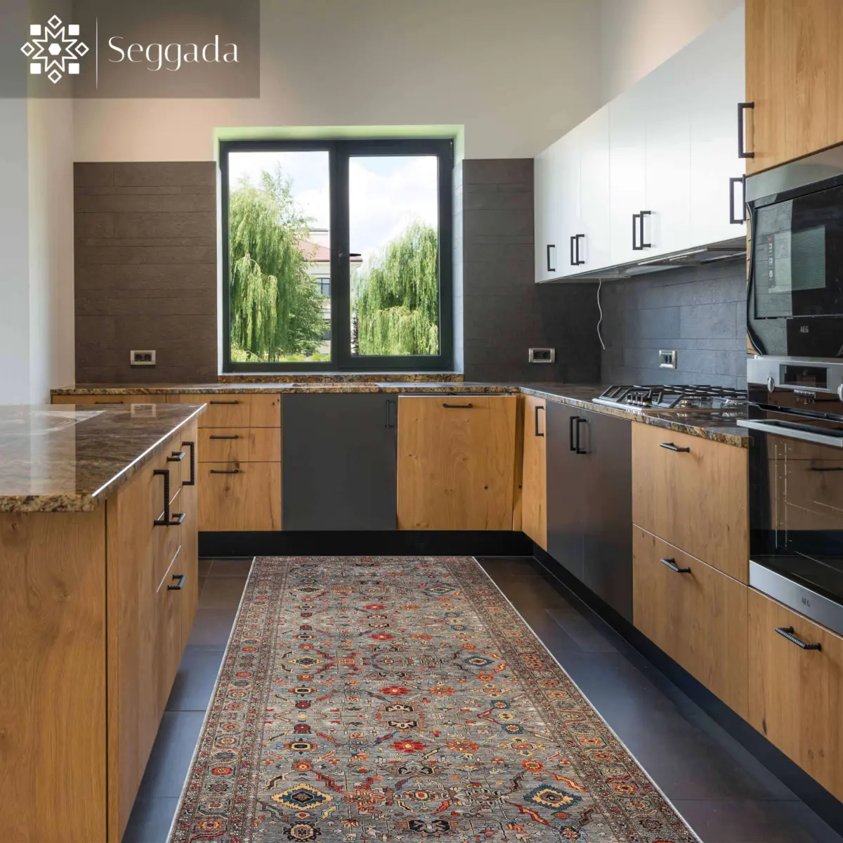 İnzai Çerçeveli Gri Polyester ve Pamuklu Kaydırmaz Tabanlı Yıkanabilir Dijital Baskı Halısı - Görsel 5