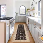 Turbat Klasik Göbekli Bej Siyah Polyester ve Pamuklu Kaydırmaz Tabanlı Yıkanabilir Dijital Baskı Halısı - Görsel 5